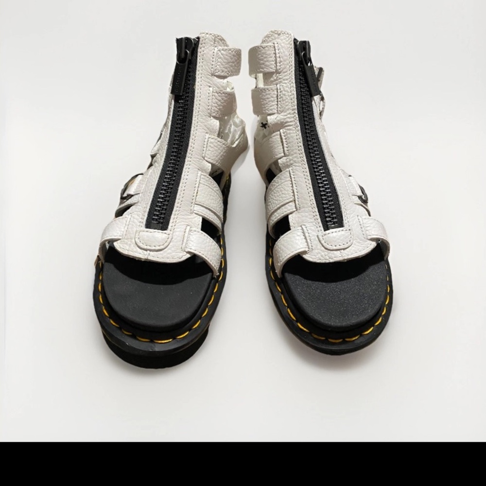 🌺SOLD🌺Dr. Martens Olsen gladiator style zip platform White & Black Sandals